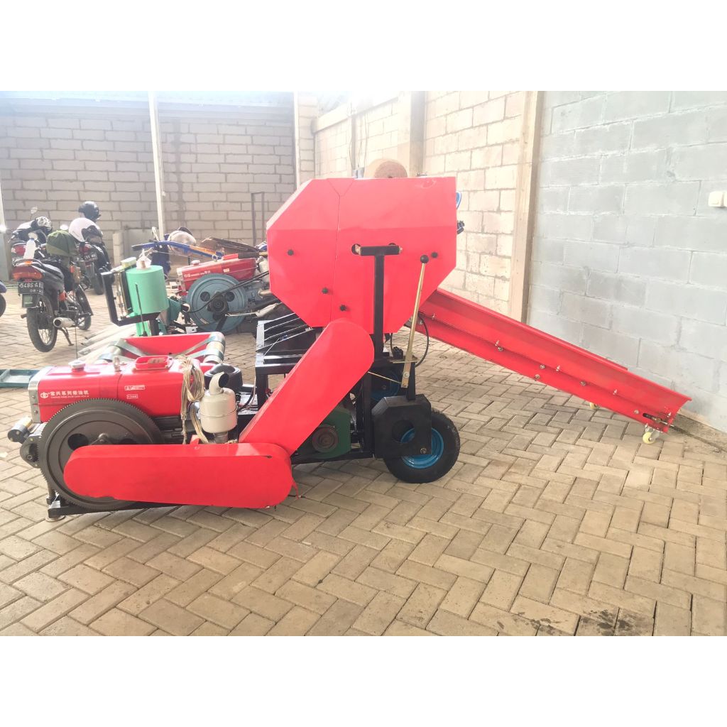 FULLY AUTOMATIC SILAGE BALLER / BALER MACHINE - DIESEL POWERED 15 HP