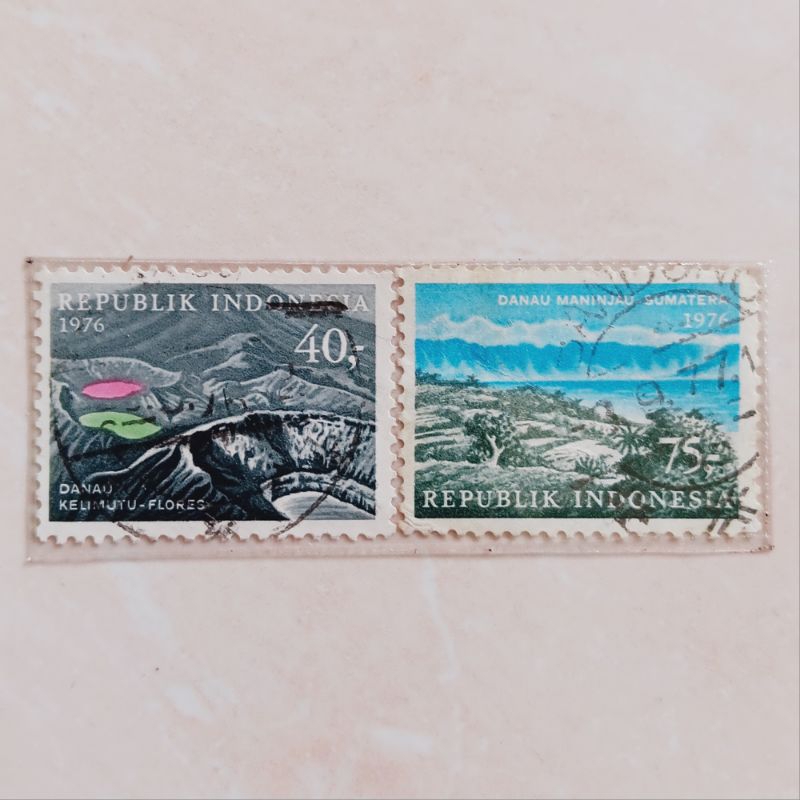 

(AC) Perangko Indonesia 1976 Pariwisata Set 2pcs Used