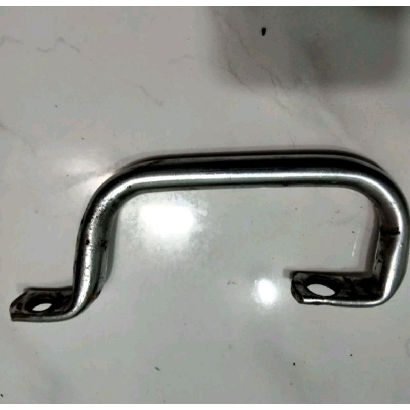 Begel Behel Pegangan Jok Belakang Honda CB 100 CB 125 Original