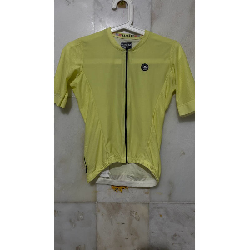 jersey sepeda wanita S huricane bekas