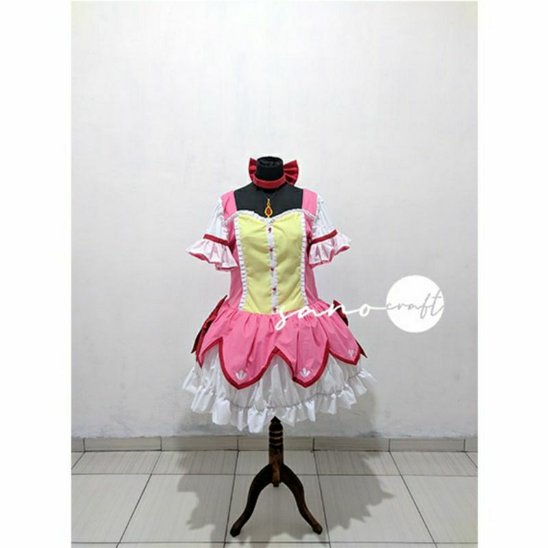 Kostum madoka kaname