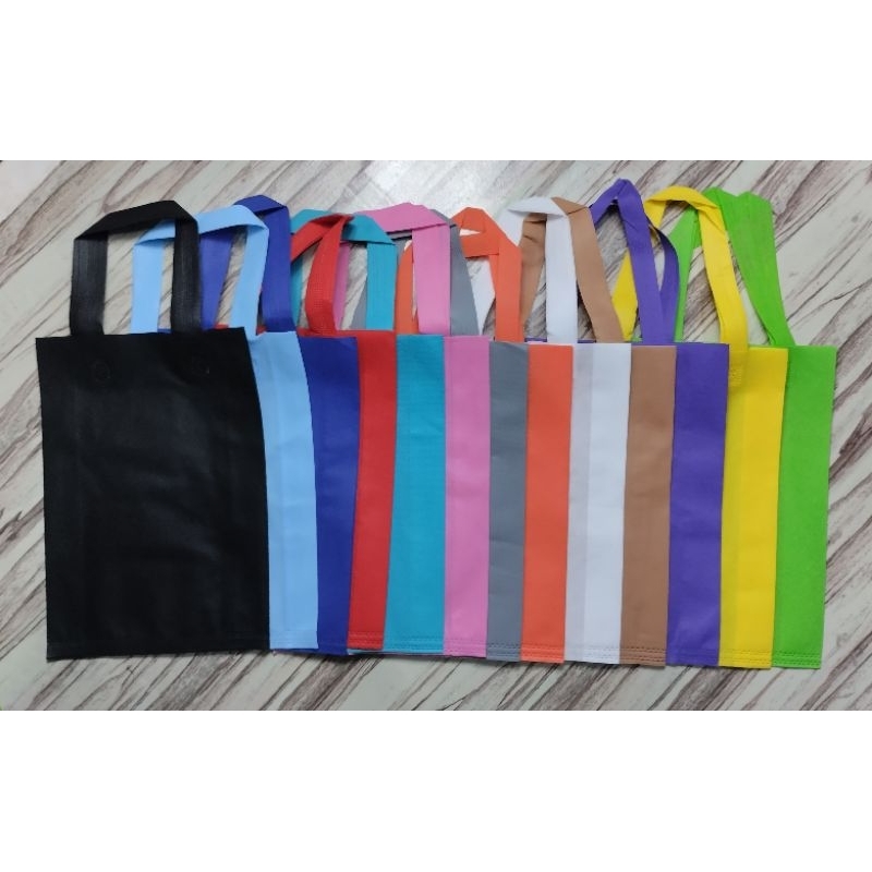 

tas lebaran 25x35x8 , tas lebaran 30x40x8 , tas lebaran 38x45x10