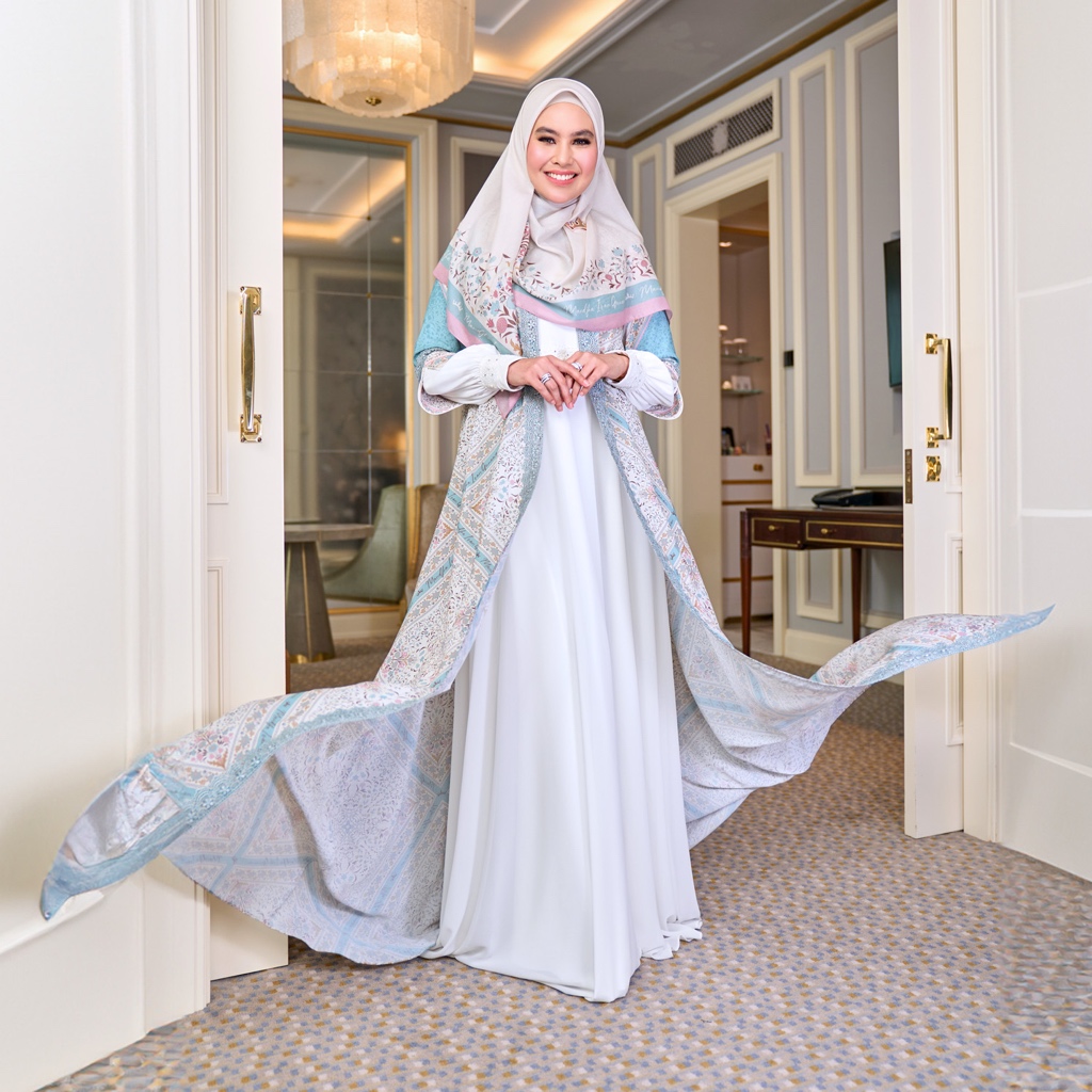 Mandjha Barvikha Dress Fashion Muslim Pakaian Muslim Wanita Gamis Original Ivan Gunawan