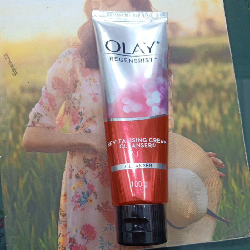 Olay regenerist Pembersih wajah dari Olay