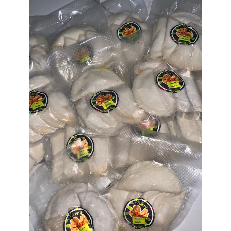 

CIRENG ISI AYAM SUWIR DAUN JERUK