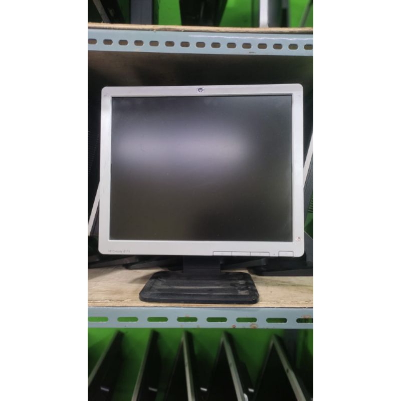 MONITOR HP 17 INCH KOTAK BERGARANSI