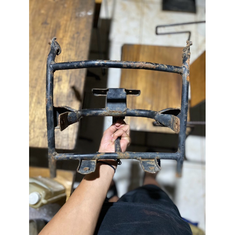 BREKET FAIRING ATAS RZR