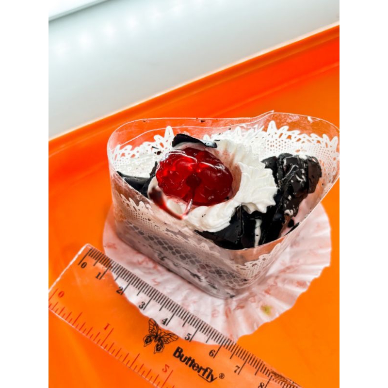 

Blackforest Potong Suzana Bakery