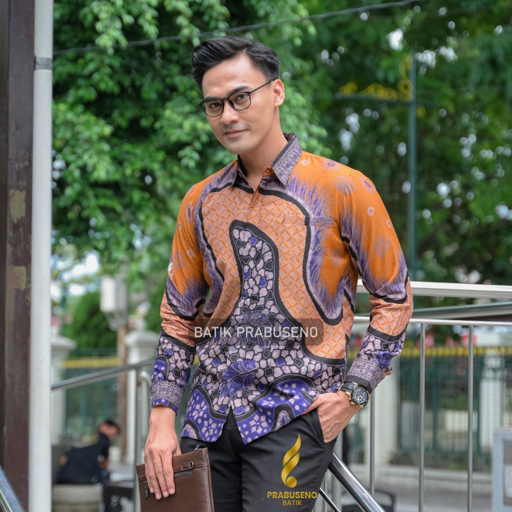 Batik Prabuseno - Batik Pria Lengan Panjang Dobby Reguler Motif Brajamas