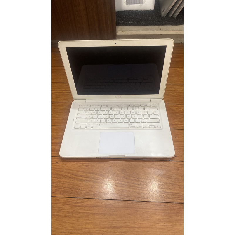 macbook white unibody 2010 second murah bergaransi original