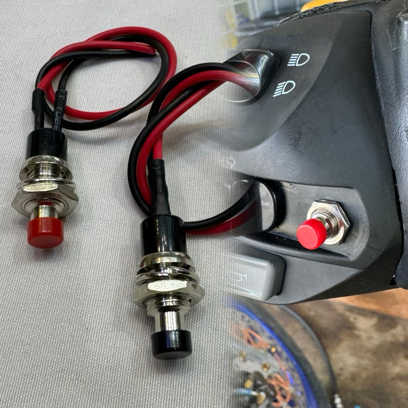 TOMBOL SAKLAR LAMPU PASS DIM / SOROT / BILED PIW PIW / KLAKSON / UNIVERSAL SAKLAR MODIF