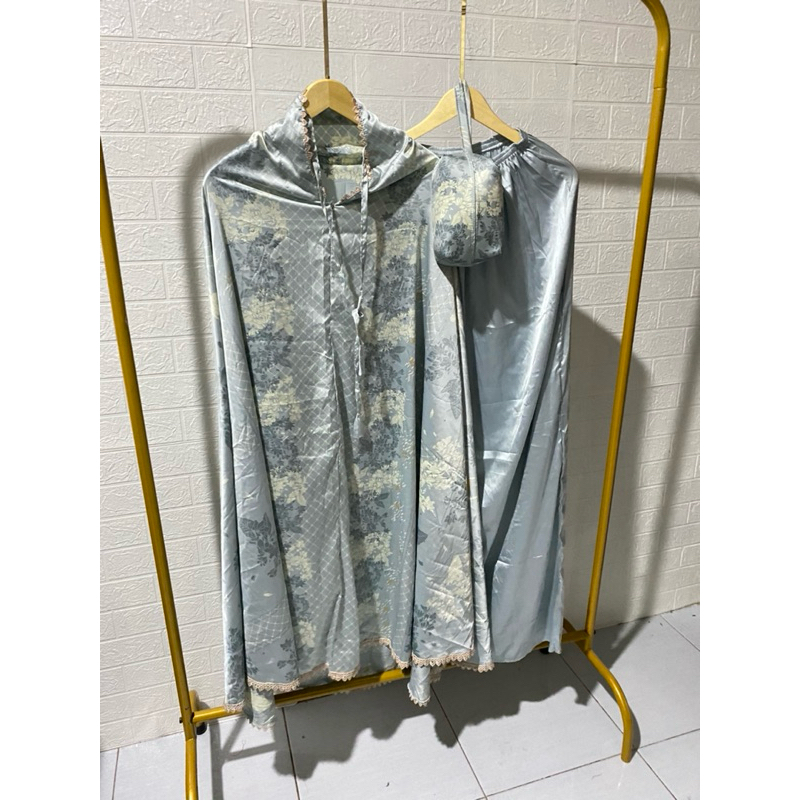 mukena silk armani renda