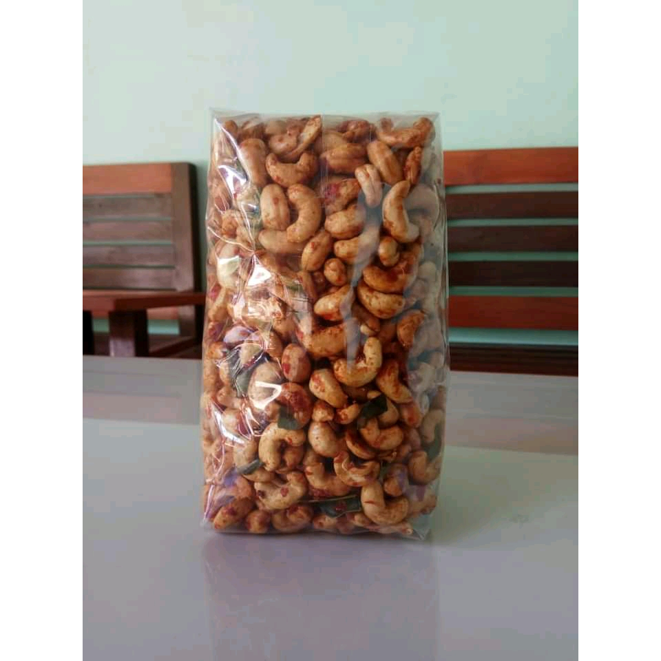 

kacang mede mete pedas manis di jamin gurih 500gram