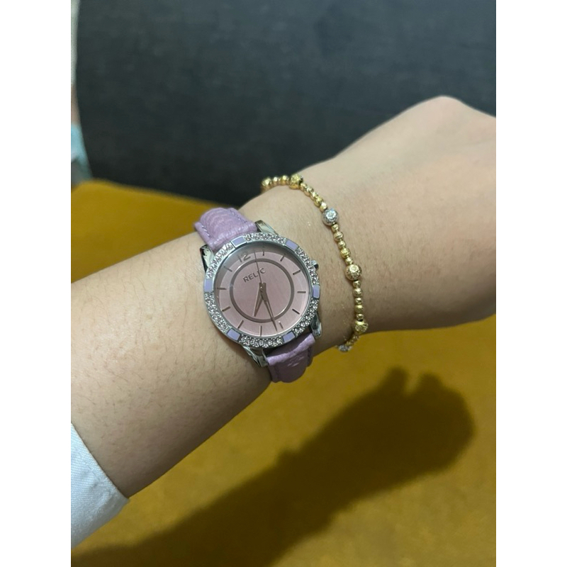 Jam tangan relic by fosl auth NWOT