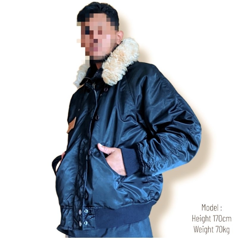 SURPLUS N2B BOMBER FLIGHT JACKET / JACKET BOMBER MILITER USN / JACKET BOMBER PILOT USAF / BOMBER VIN