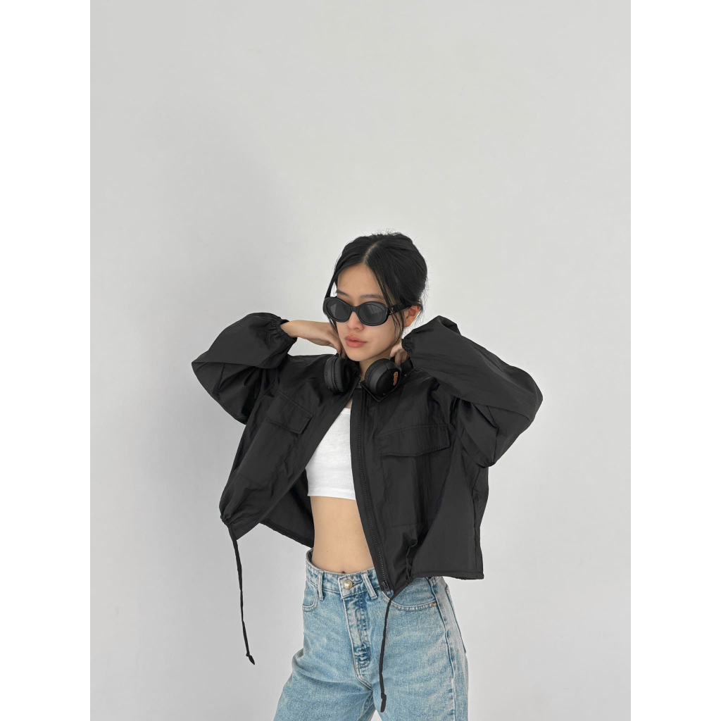 Samara | Jacket Parasut Wanita – Jaket Crop Wanita Kekinian Korean Style