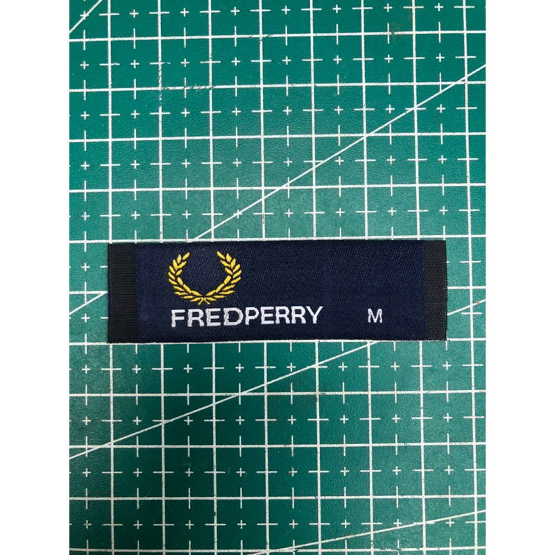 

FRED PERRY LABEL WOVEN RAJUT BORDIR COTTON SUPER PREMIUM CO 1X DIKIRIM 600PCS