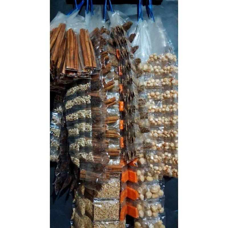 

Kemiri/ Kemiri renteng/ kemiri renceng/ gelondong/ utuh 100% alami tanpa pemutih