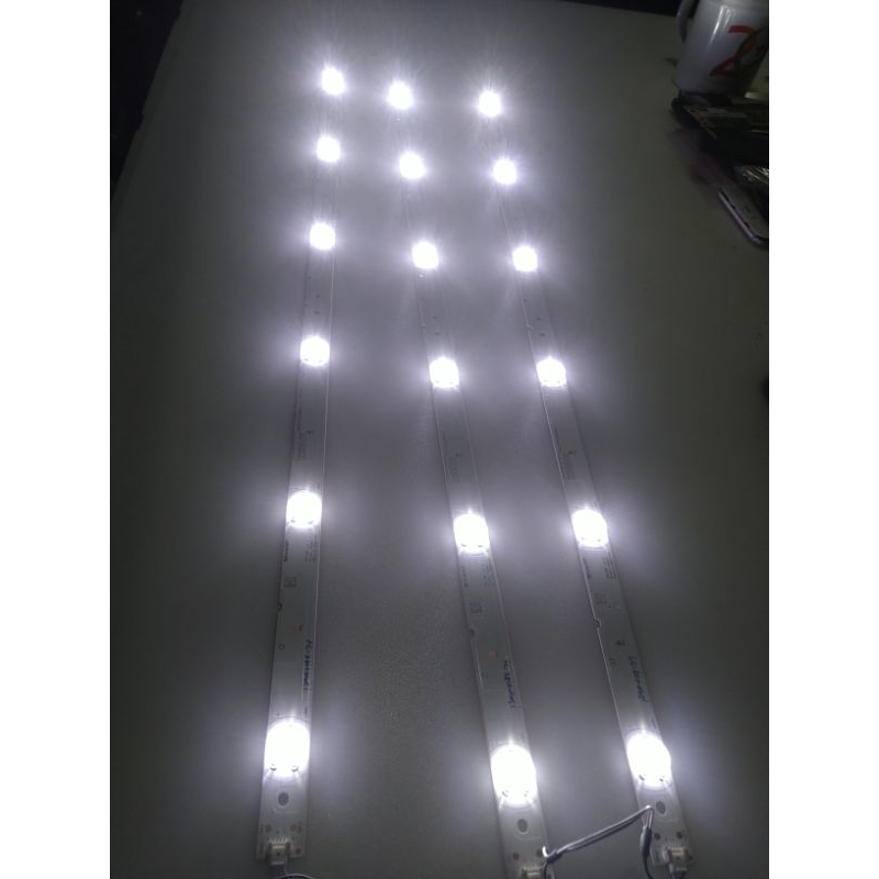 SHARP LC-32LE265I LAMPU BACKLIGHT TV