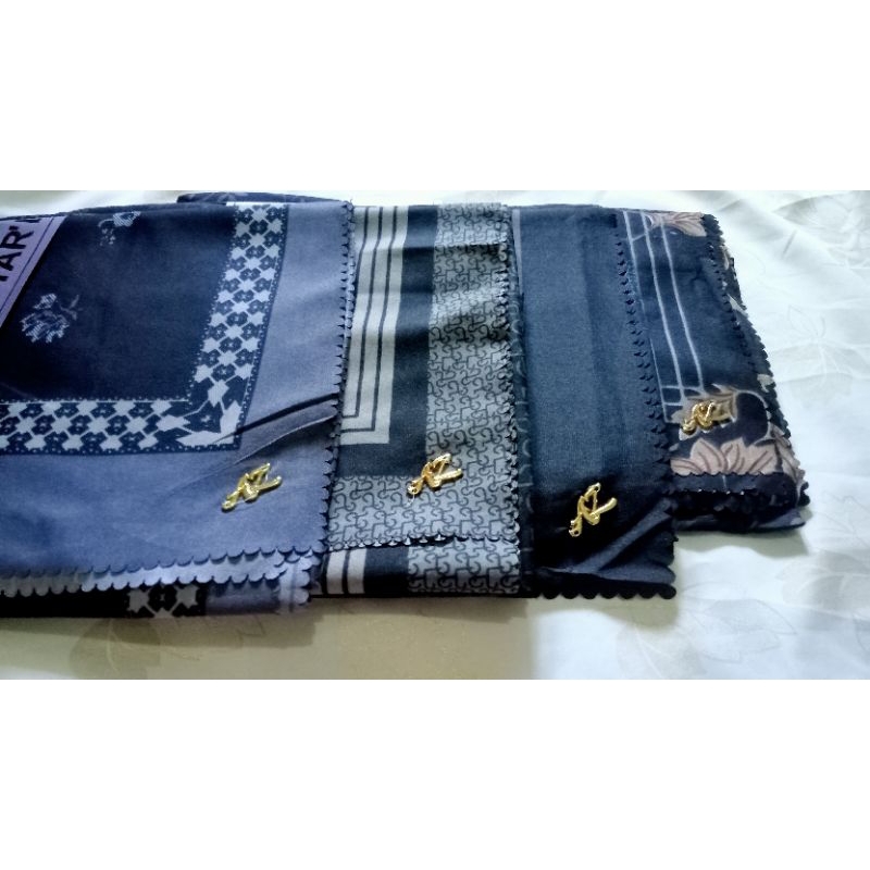 Hijab Segiempat Syar'i Black Edition Voal Size 130 x 130 cm Kerudung Segi empat Edisi Hitam Syar'i M