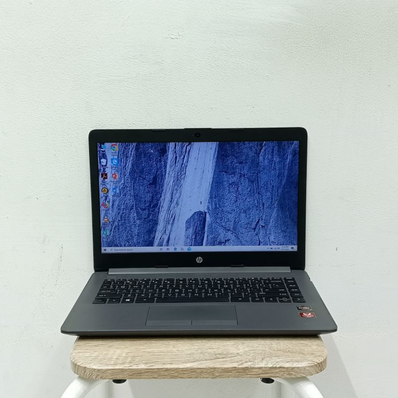 laptop hp 245 G7 AMD Ryzen 3-2200 Vega 3 ram 8gb/SSD 256gb