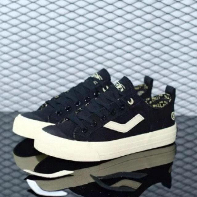 Sepatu Ventela Evil Sepatu Sekolah Hitam Putih Pendek Sepatu Full Canvas Premium Size 36-43