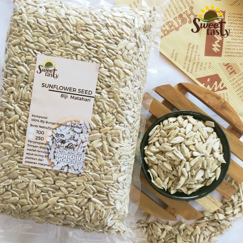 

KODE S32G Sunflower Seed Biji Matahari Kupas kuaci kupas Roasted Sunflower Seed 1 Kg