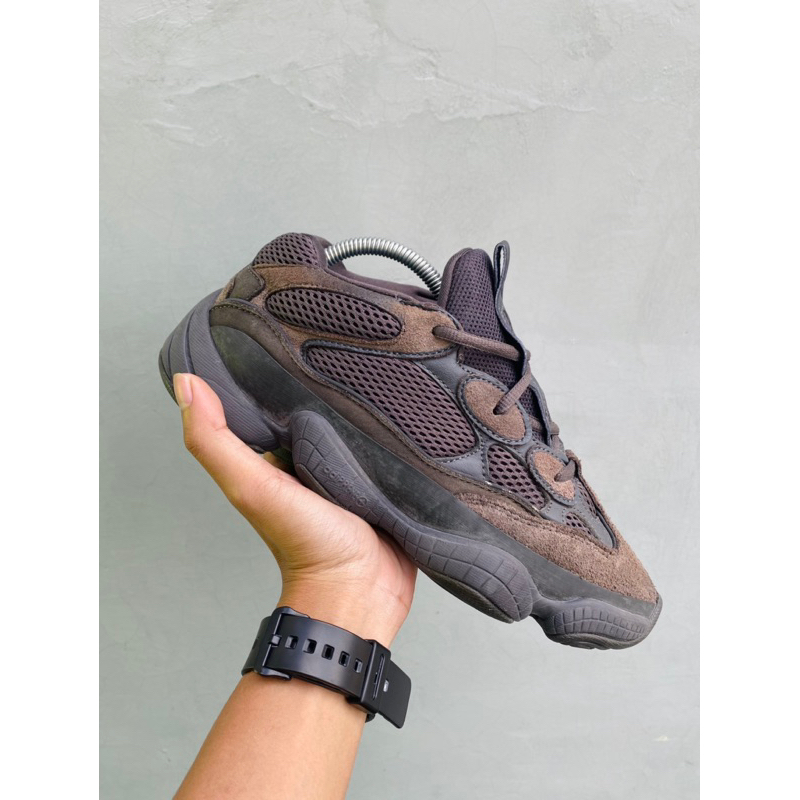 Sepatu Sneakers Adidas Yeezy Boost 500 Utility Black Second Bekas