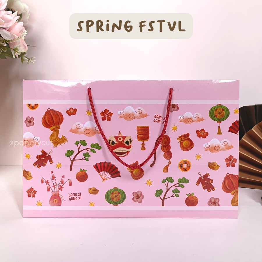 

Paperbag Kue Cookies - Imlek 26,5 x 13 x 17 cm - ECO - SPRING FSTVL