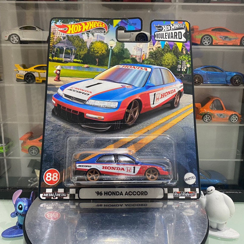 Hot Wheels Premium 96 Honda Accord Boulevard