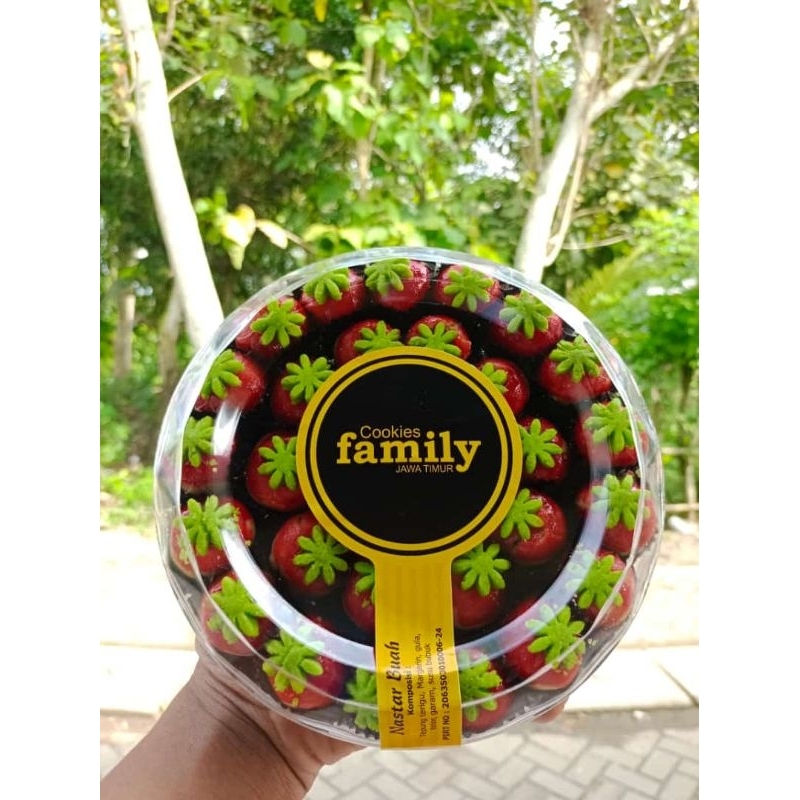 

NASTAR BUAH