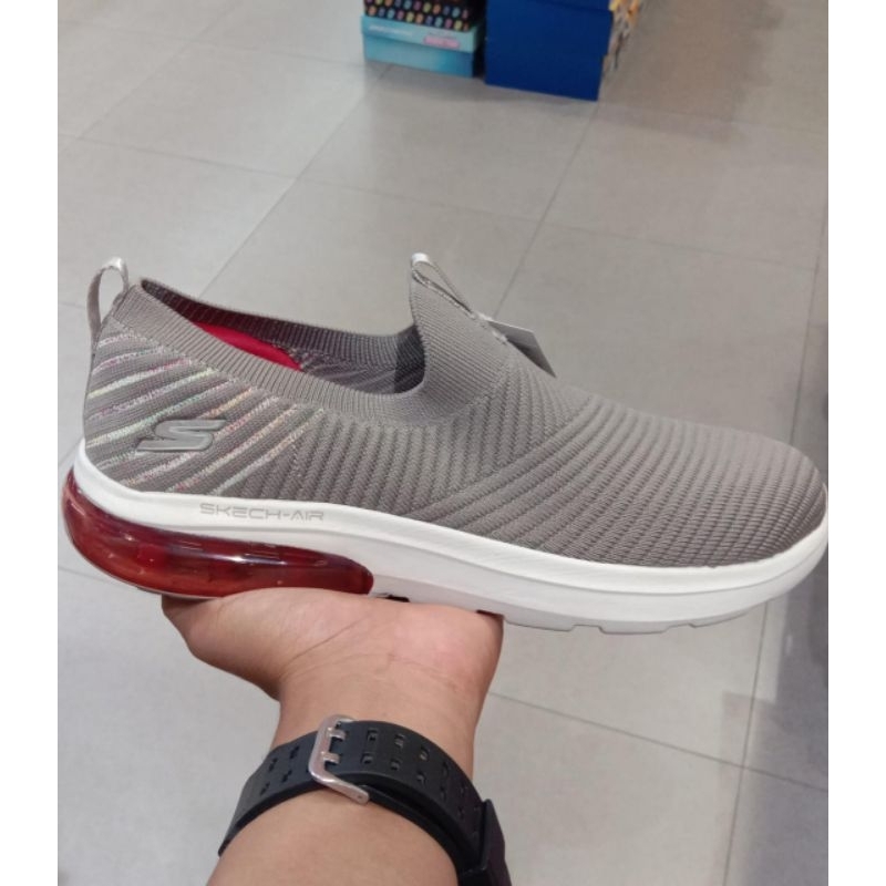 SALE SEPATU SKECHERS GOWALK AIR WOMEN