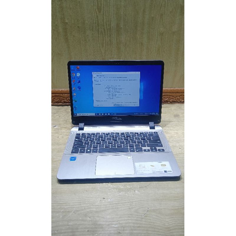 Laptop Asus A407M