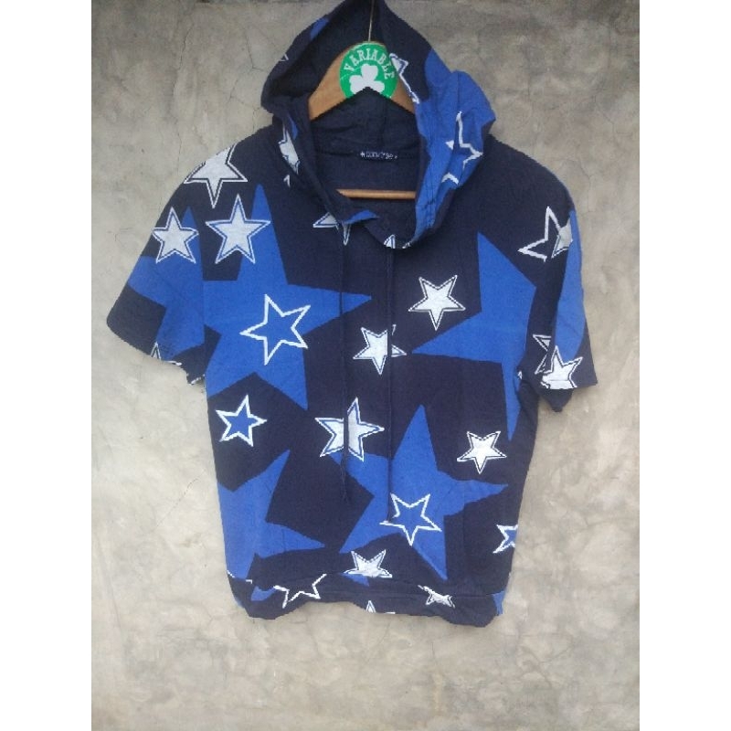 hoodie short c*nverse size M konds 9/10 unisex