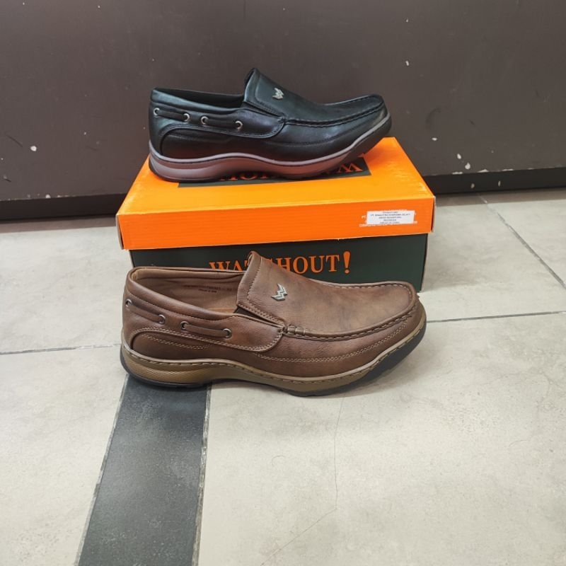Sepatu Kulit Pria Watchout Men