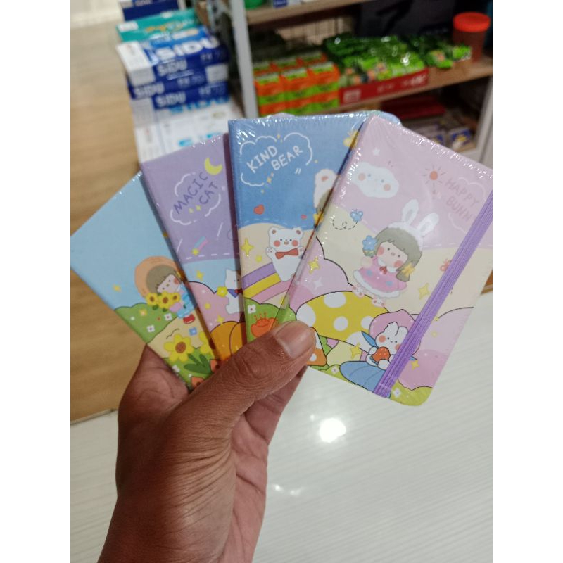 

BUKU MEMO MOTIF KIND BEAR UKURAN A7/BUKU CATATAN/BUKU SAKU