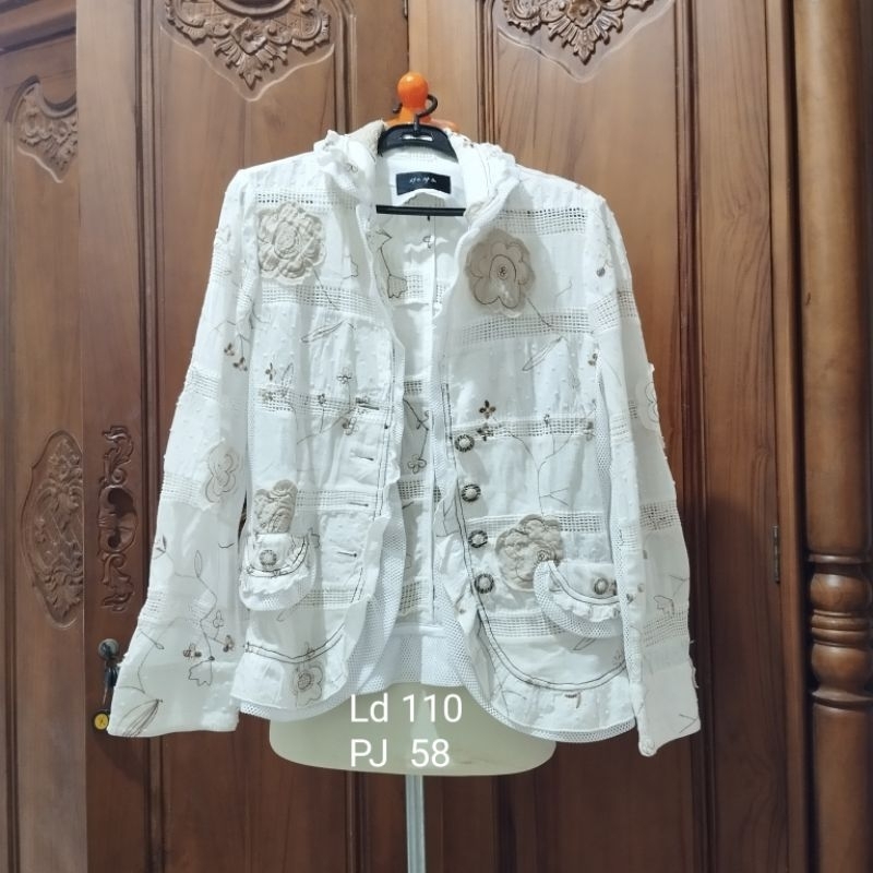 Vstore.BLAZER WANITA BLAZER LUCU BLAZER KOREAN STYLE BLAZER UNIK