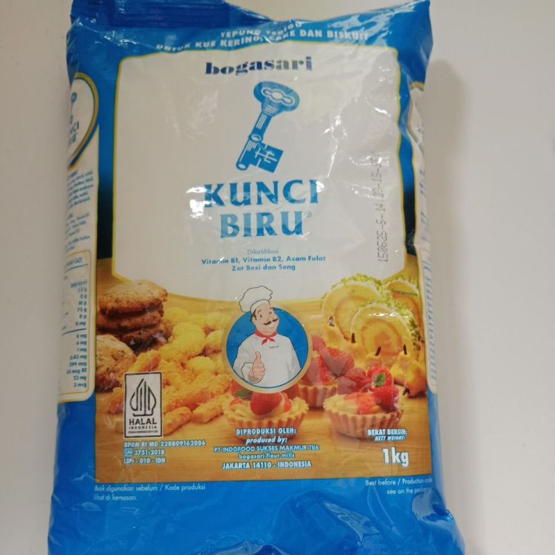 

Tepung Terigu KUNCI BIRU 1kg (Bogasari)