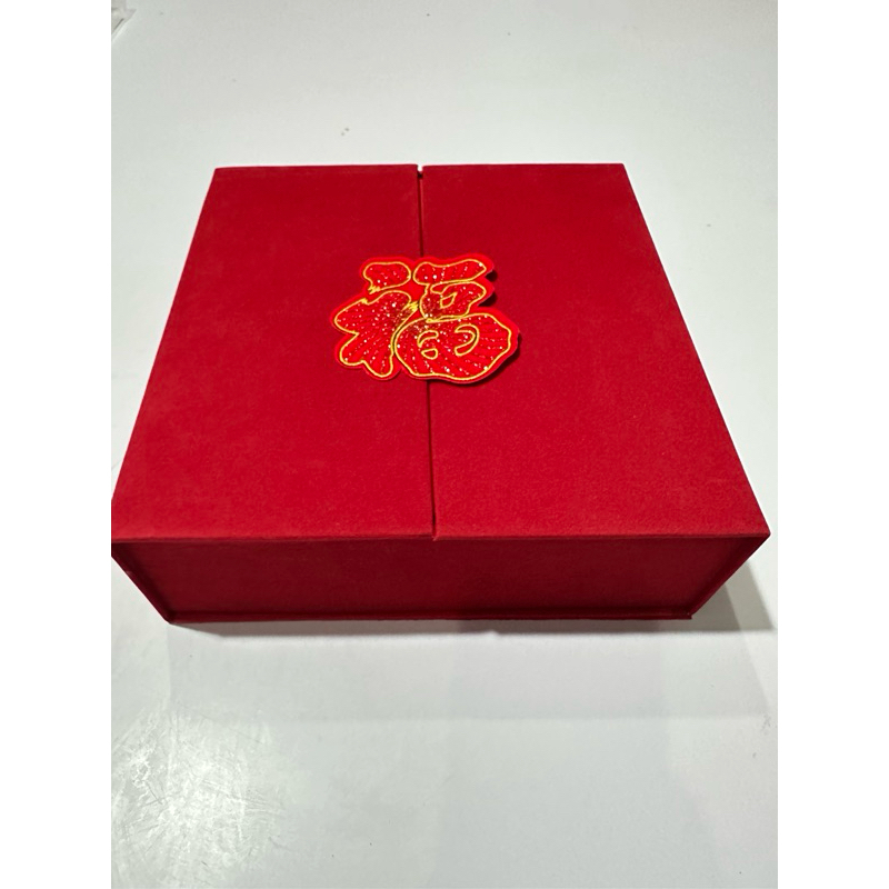 

Box lapis legit