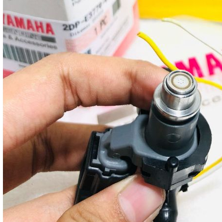INJEKTOR INJECTOR YAMAHA 6 LUBANG HOLE 6 + SOKET INJECTOR MIO J X RIDE SOUL GT MX KING MIO M3 ORIGIN