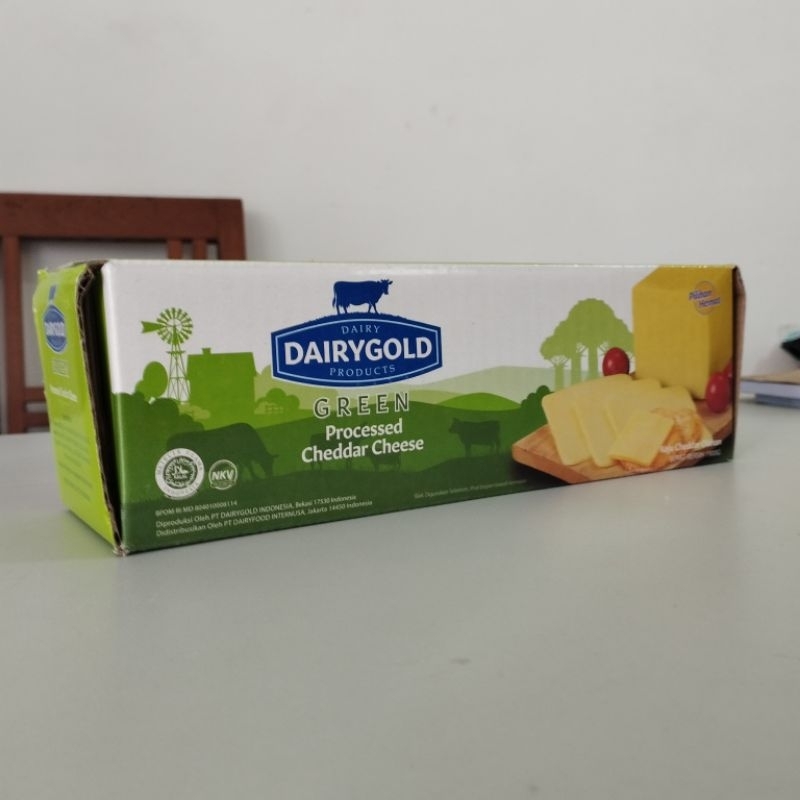 

Keju Dairygold 1900g 1,9kg Cheddar Dairygreen Green Diary