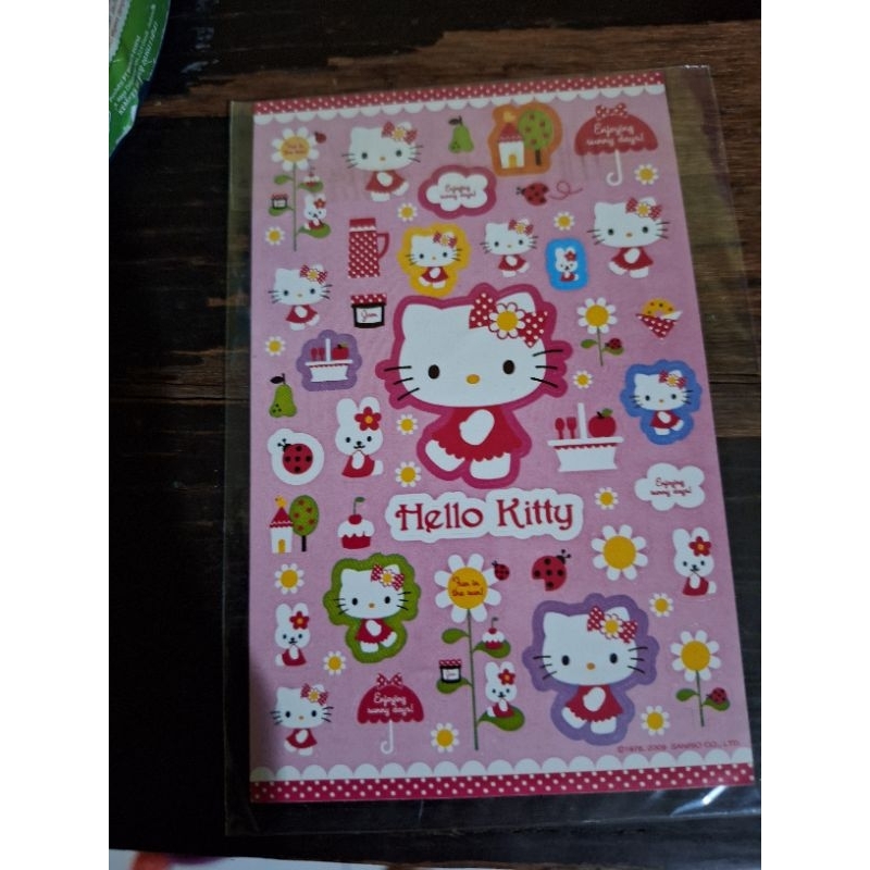 

stikee hello kitty/hello kitty sticker