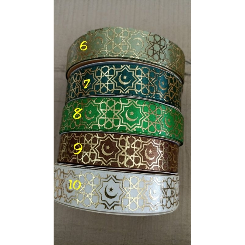 

pita satin lebaran rol ( 50 yard)