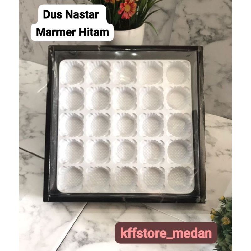 

Dus Nastar Marmer Hitam (per pcs)