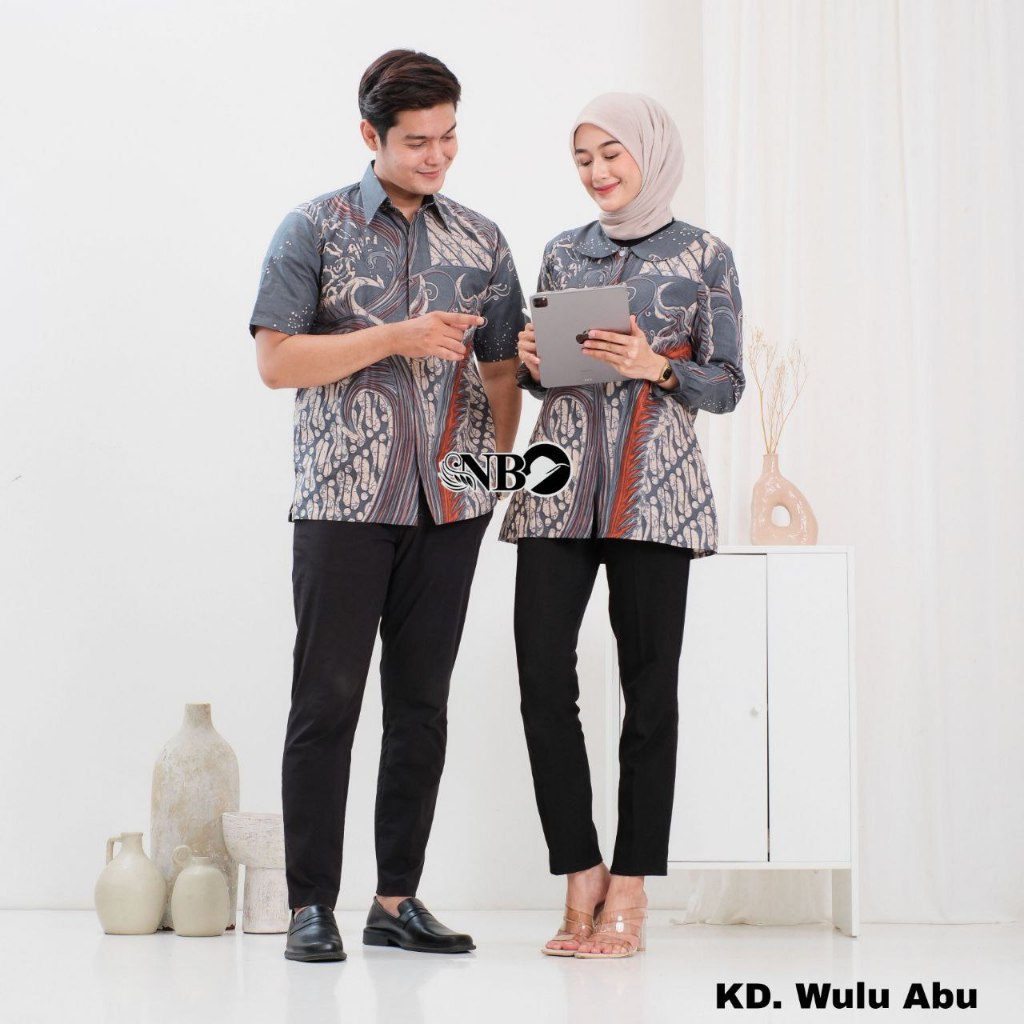 Baju batik couple atasan blouse wanita dan kemeja pria lengan pendek untuk acara pesta seragam kpps  2024 kerja kantor