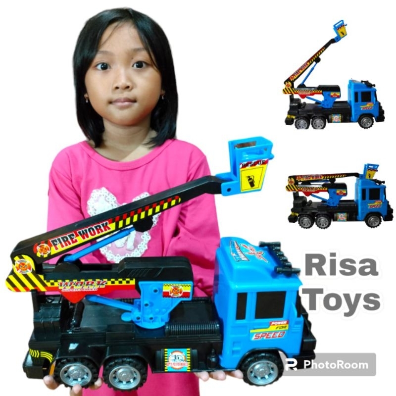 MAINAN SUPER TRUK PEMADAM UKURAN BESAR (FREE WHEEL) BP 6088