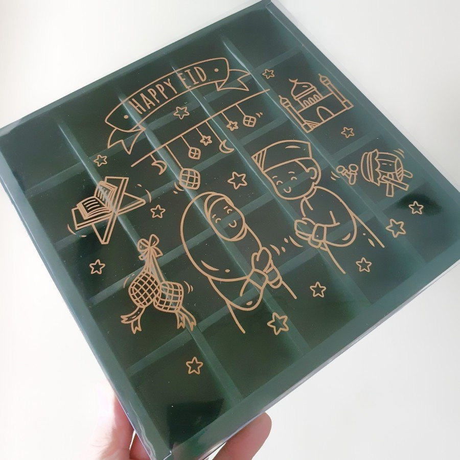 

Box Mika Edisi Lebaran Dus Nastar Sekat Idul Fitri Kardus Kotak Eid Mubarak Packaging Hampers Ukuran 25 Hijau Tua ( 5 pcs)