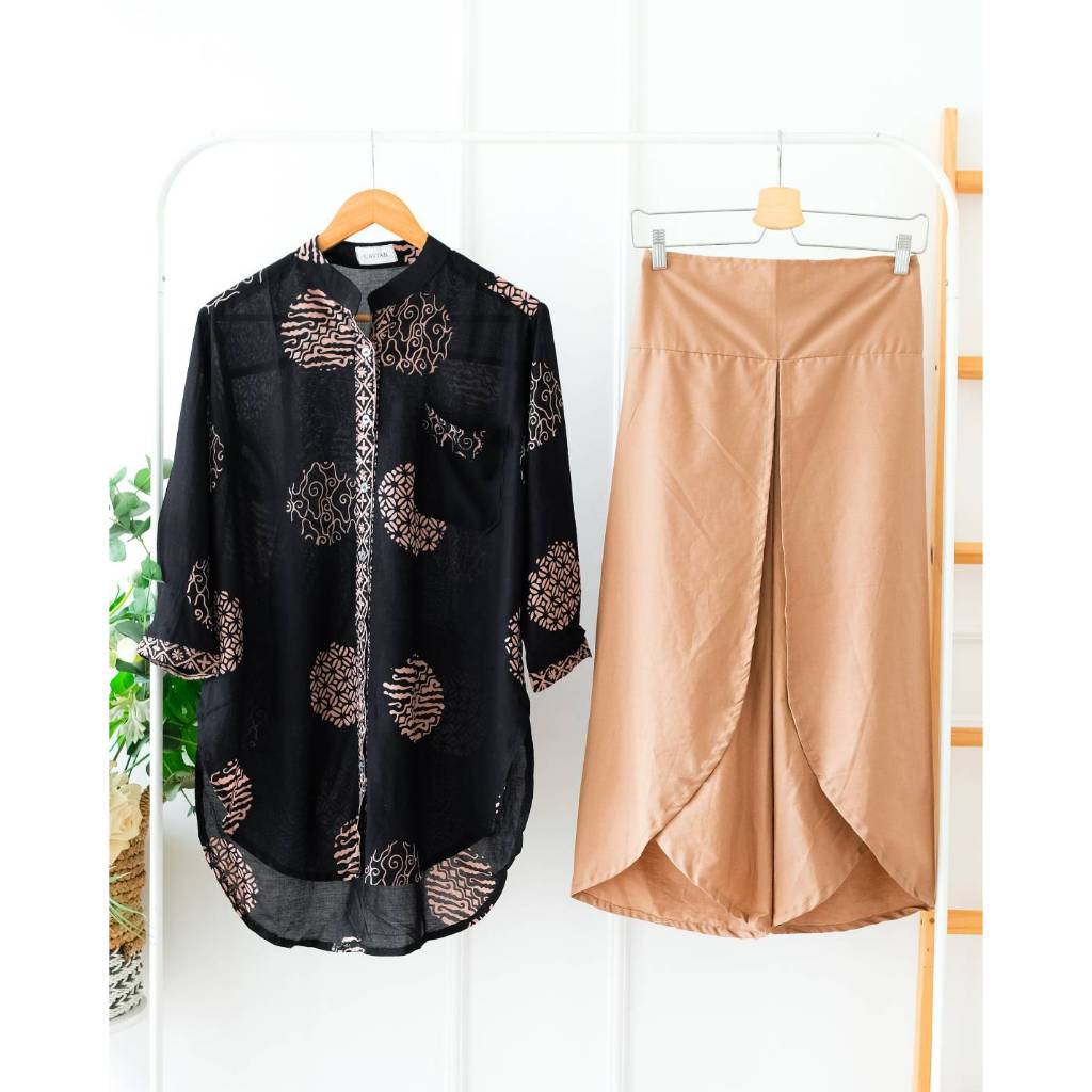ONE SET KEMEJA LENGAN PANJANG WANITA HITAM CREAM PIRINGAN ONE SET KONDANGAN ONE SET KEKANTOR