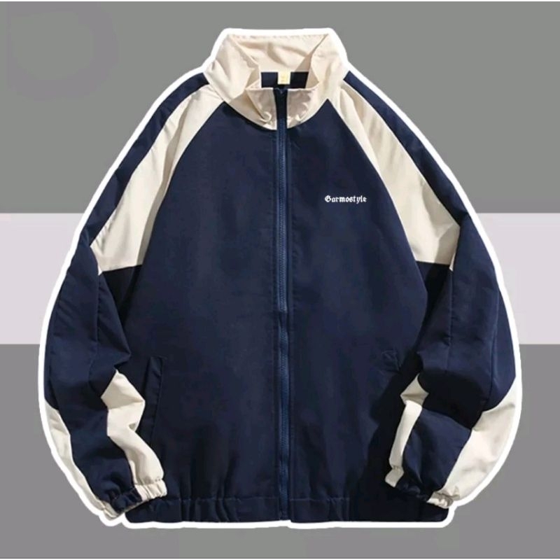 VARSITY JACKET VINTAGE SOFT PARASUT WATERPROOFMANTEL PRIA
I Estima