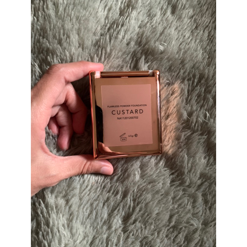 esqa powder foundation